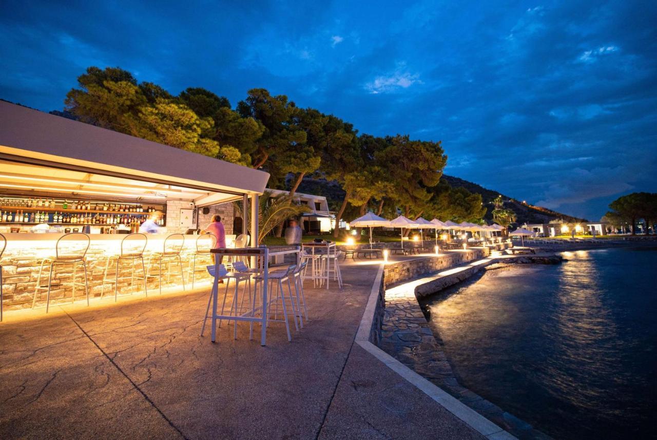 Wyndham Loutraki Poseidon Resort Bagian luar foto